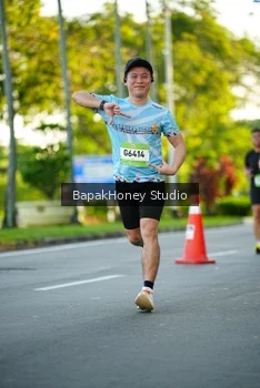 Runner Photo 1554229