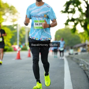 Runner Photo 1554237
