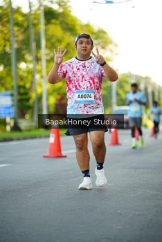 Runner Photo 1554332