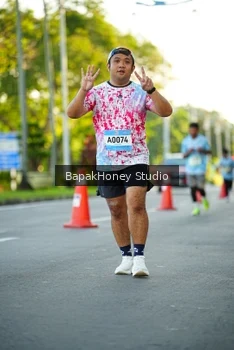 Runner Photo 1554333