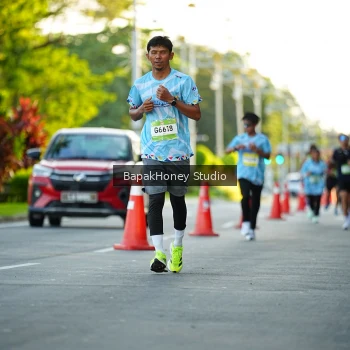 Runner Photo 1554339