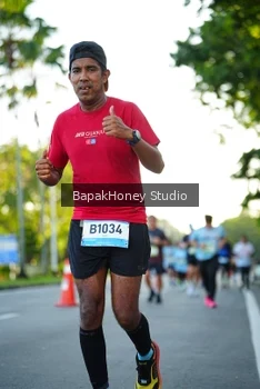 Runner Photo 1554361