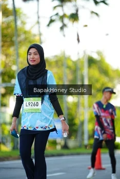 Runner Photo 1554412