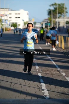 Runner Photo 1554546