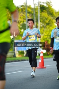 Runner Photo 1554668