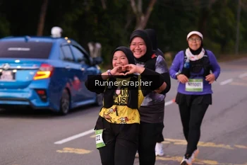 Runner Photo 1554669