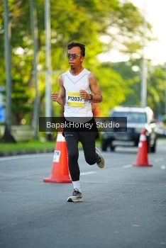 Runner Photo 1554733