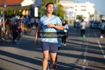 Runner Photo 1554750