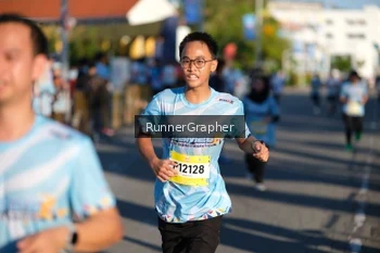 Runner Photo 1554789