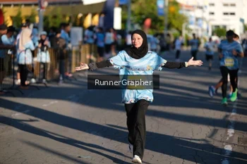 Runner Photo 1554796