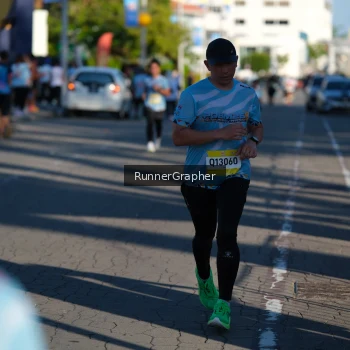 Runner Photo 1554816