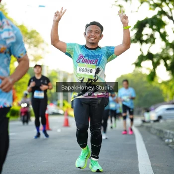 Runner Photo 1554839