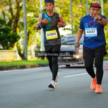 Runner Photo 1554868