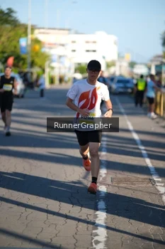 Runner Photo 1554889
