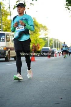 Runner Photo 1554893