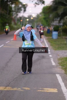 Runner Photo 1555003