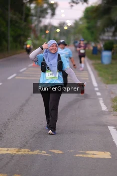 Runner Photo 1555023