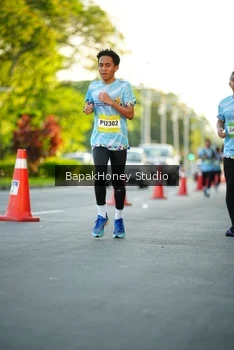 Runner Photo 1555055