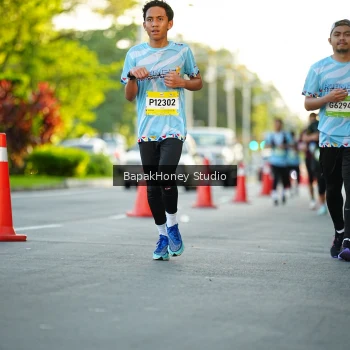 Runner Photo 1555065