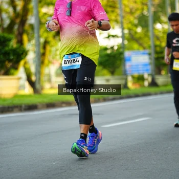 Runner Photo 1555260