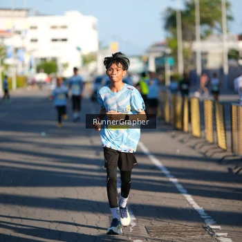 Runner Photo 1555261