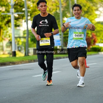 Runner Photo 1555264