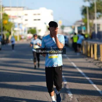 Runner Photo 1555323