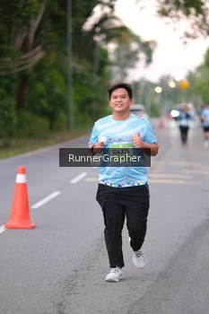 Runner Photo 1555334