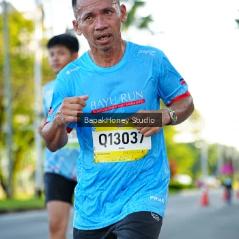 Runner Photo 1555336