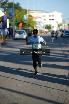Runner Photo 1555370