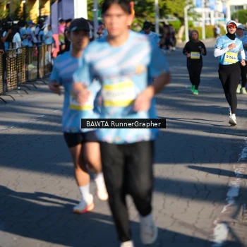 Runner Photo 1555379