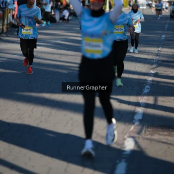Runner Photo 1555398