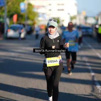 Runner Photo 1555419