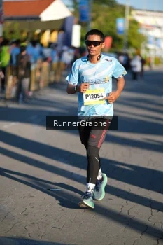Runner Photo 1555512