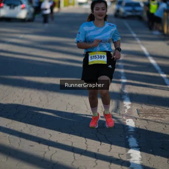 Runner Photo 1555559