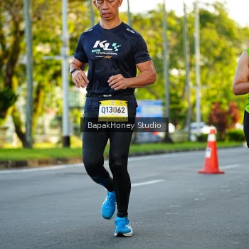 Runner Photo 1555569