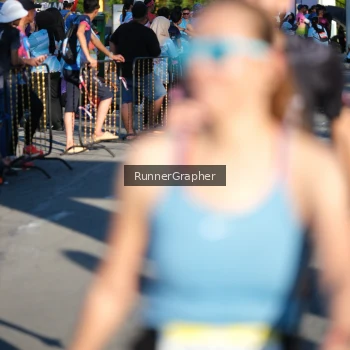 Runner Photo 1555618