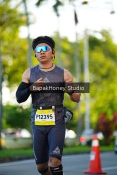 Runner Photo 1555631