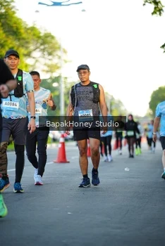 Runner Photo 1555662