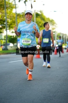Runner Photo 1555897