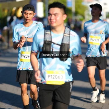 Runner Photo 1555944