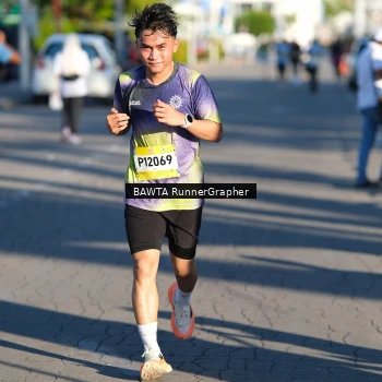 Runner Photo 1556000
