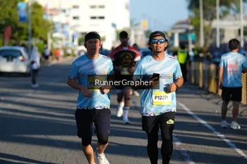 Runner Photo 1556071