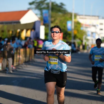 Runner Photo 1556208