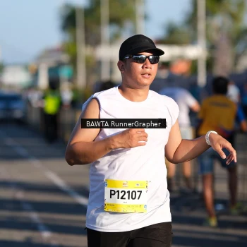 Runner Photo 1556212