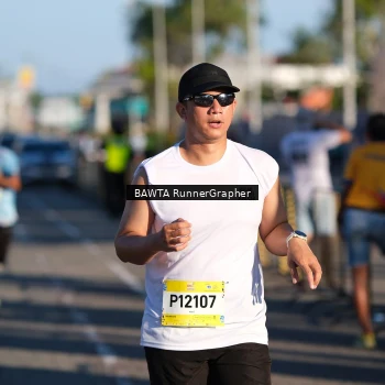 Runner Photo 1556216