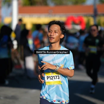 Runner Photo 1556233