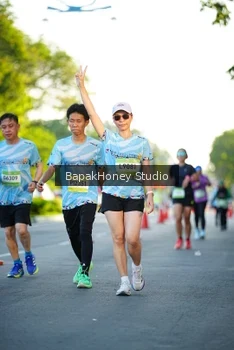 Runner Photo 1556322
