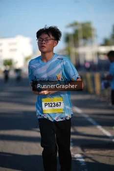 Runner Photo 1556323