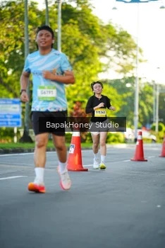 Runner Photo 1556400